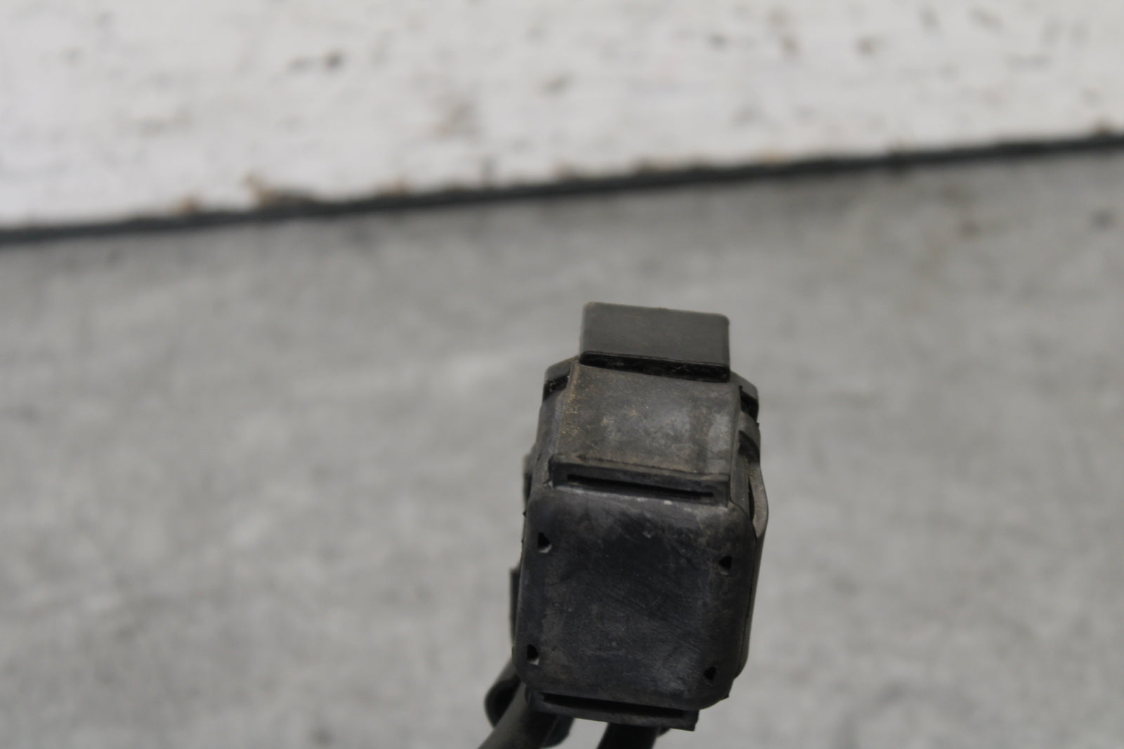 03-04 KAWASAKI NINJA ZX6RR ENGINE STARTER RELAY STARTING MOTOR SWITCH BB684