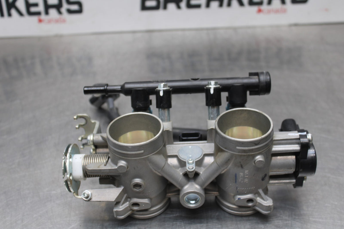 22-25 YAMAHA YZF R7 MAIN FUEL INJECTORS / THROTTLE BODIES BB769