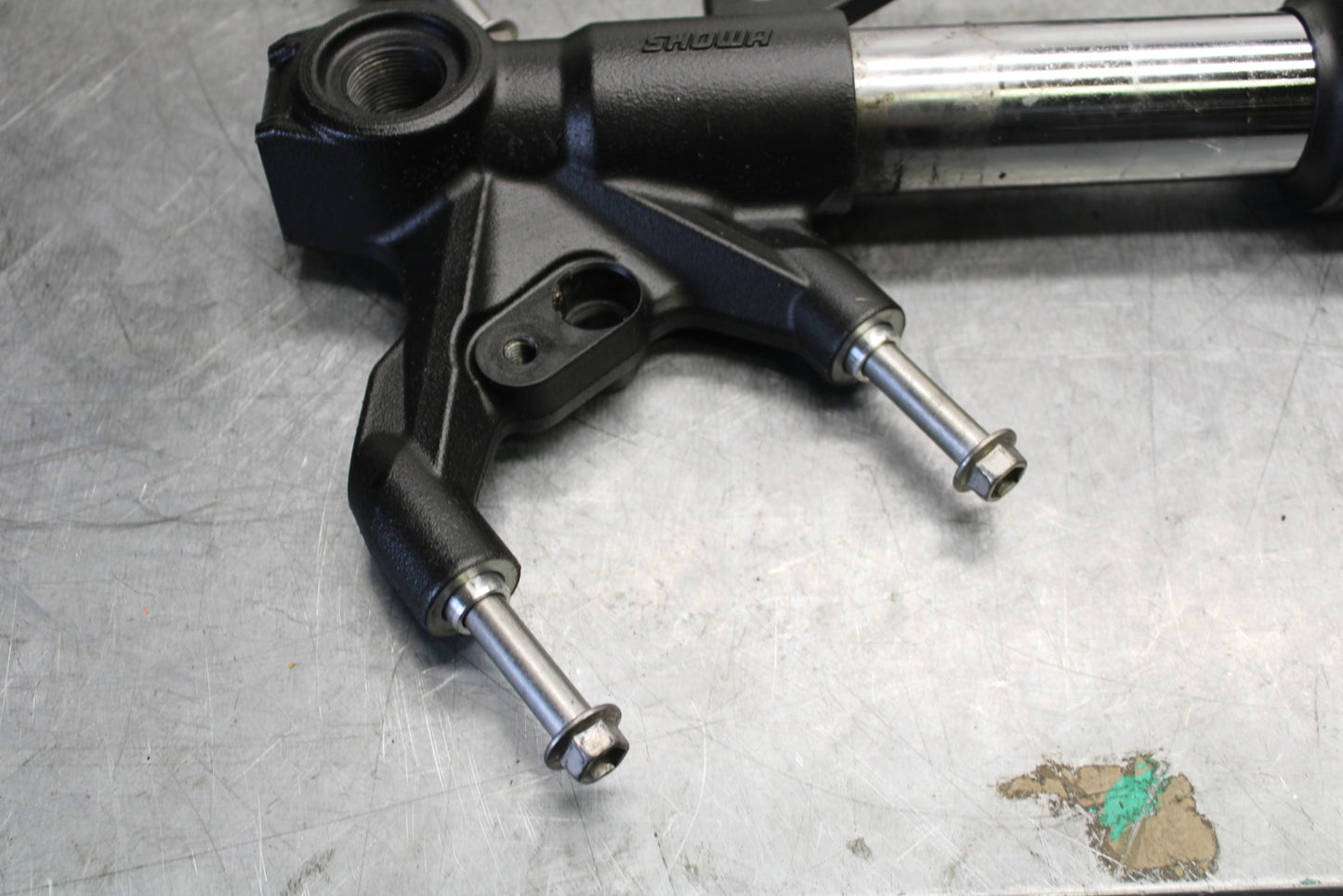 13-18 KAWASAKI NINJA ZX6R FRONT FORKS SHOCK SUSPENSION SET PAIR  BB682