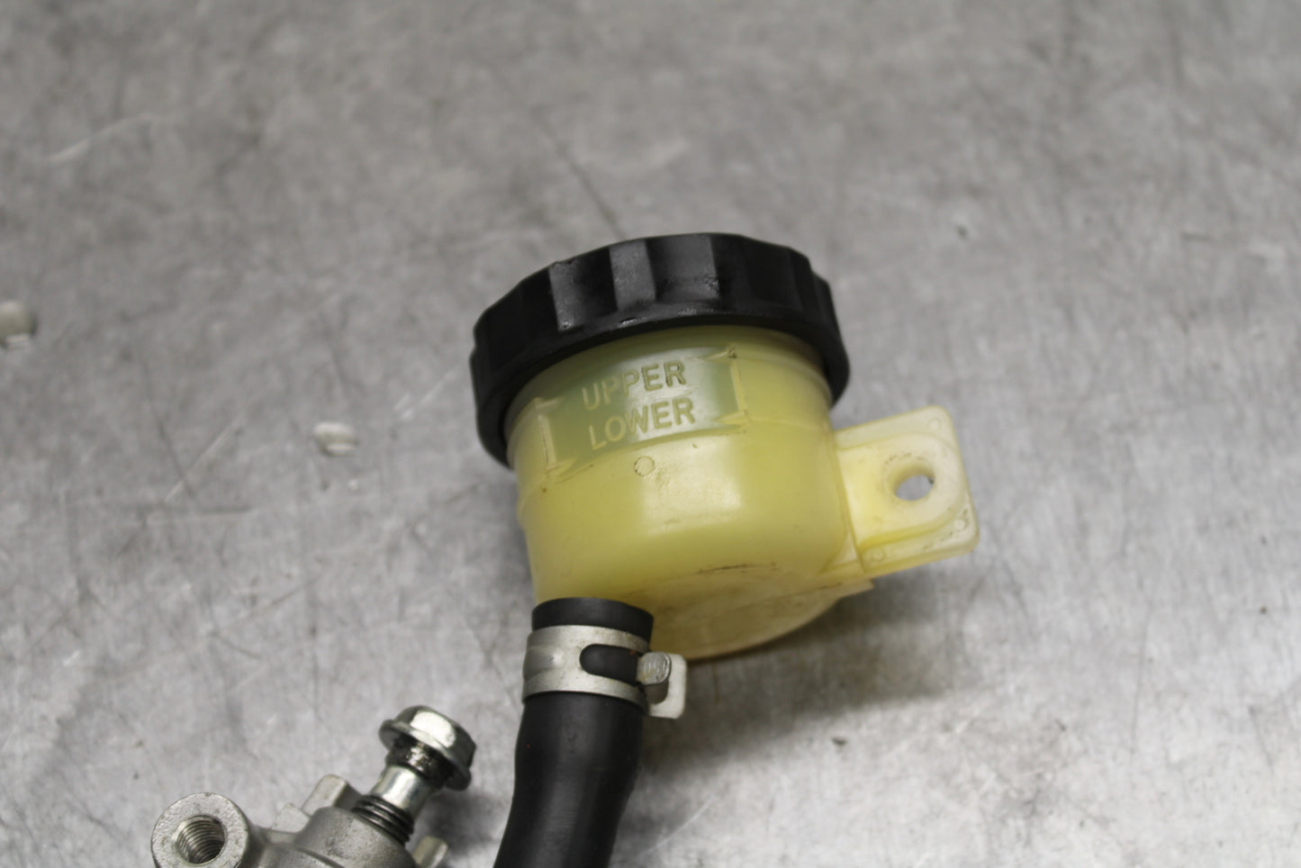 03-08 KAWASAKI VULCAN 1600 REAR BACK BRAKE MASTER CYLINDER W RESERVOIR BB123