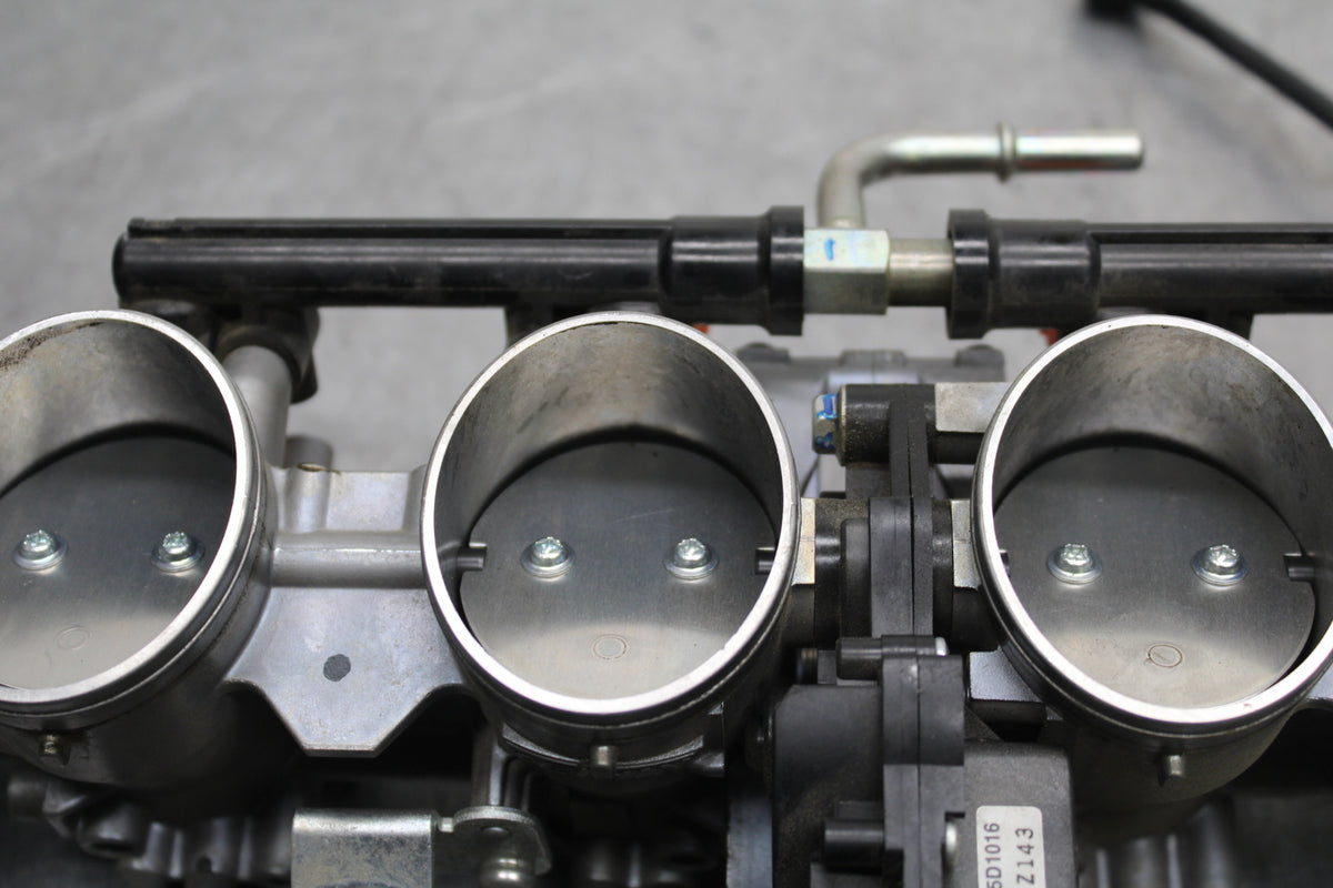 13-18 KAWASAKI NINJA ZX6R MAIN FUEL INJECTORS / THROTTLE BODIES BB130