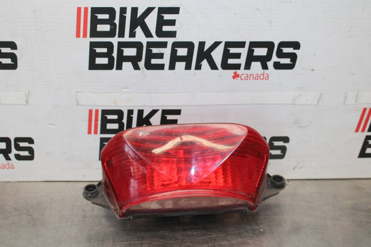 98-05 HONDA SUPER HAWK 1000 VTR1000F REAR TAIL TAILLIGHT BACK BRAKE LIGHT BB924