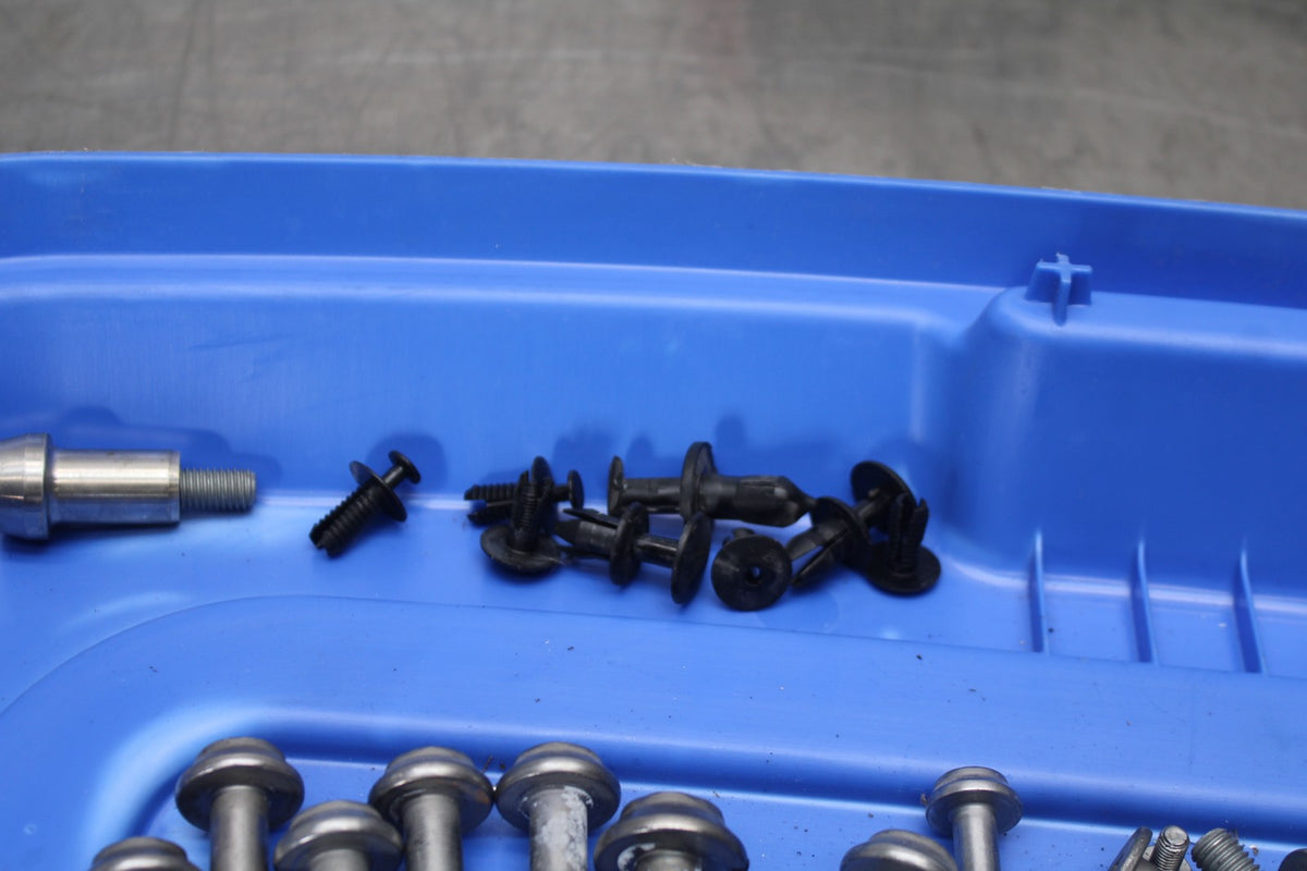 20-23 BMW F900R MOUNTING BOLTS HARDWARE SCREWS BB923