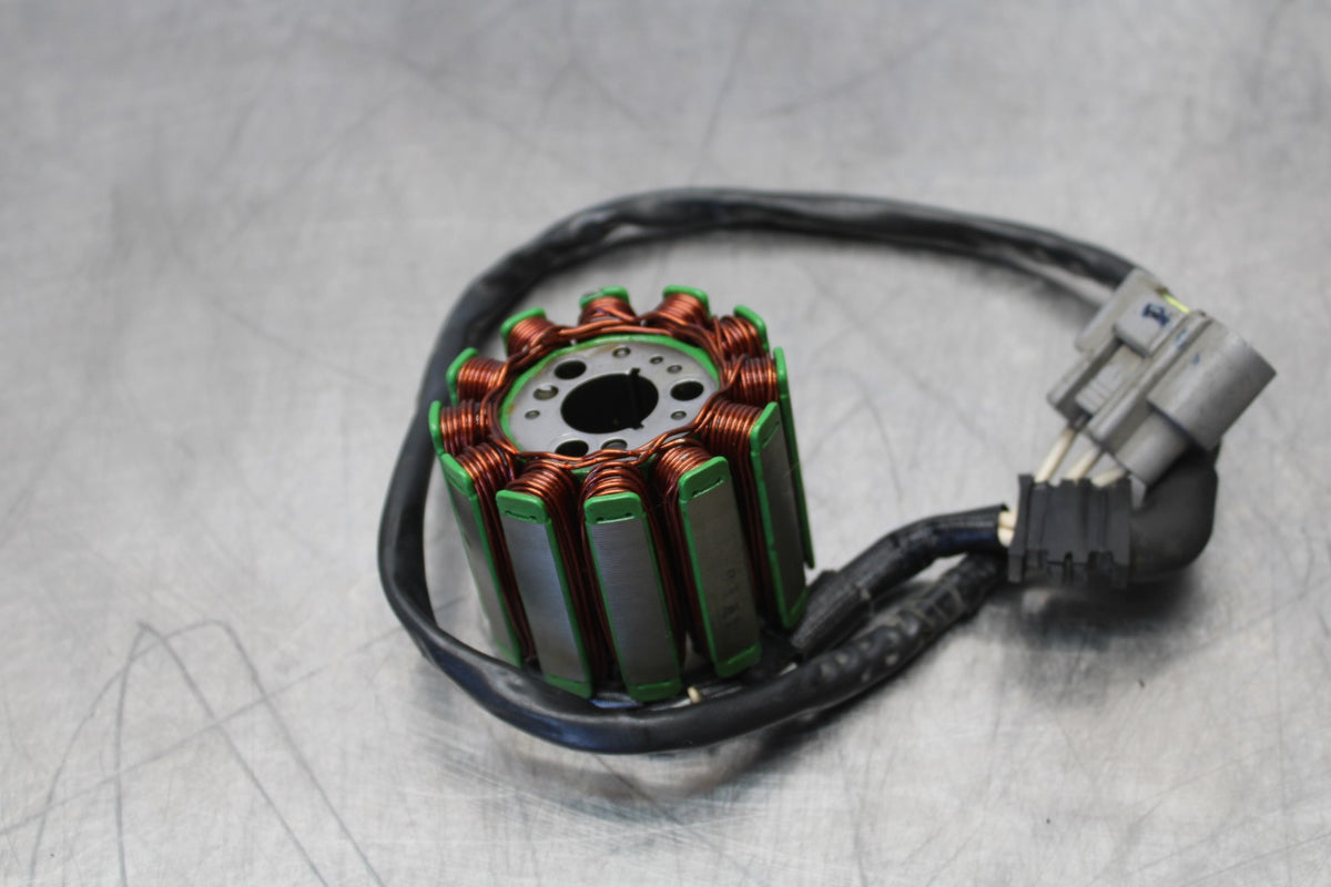 04-05 YAMAHA YZF R1 STATOR GENERATOR ALTERNATOR MAGNETO BB173