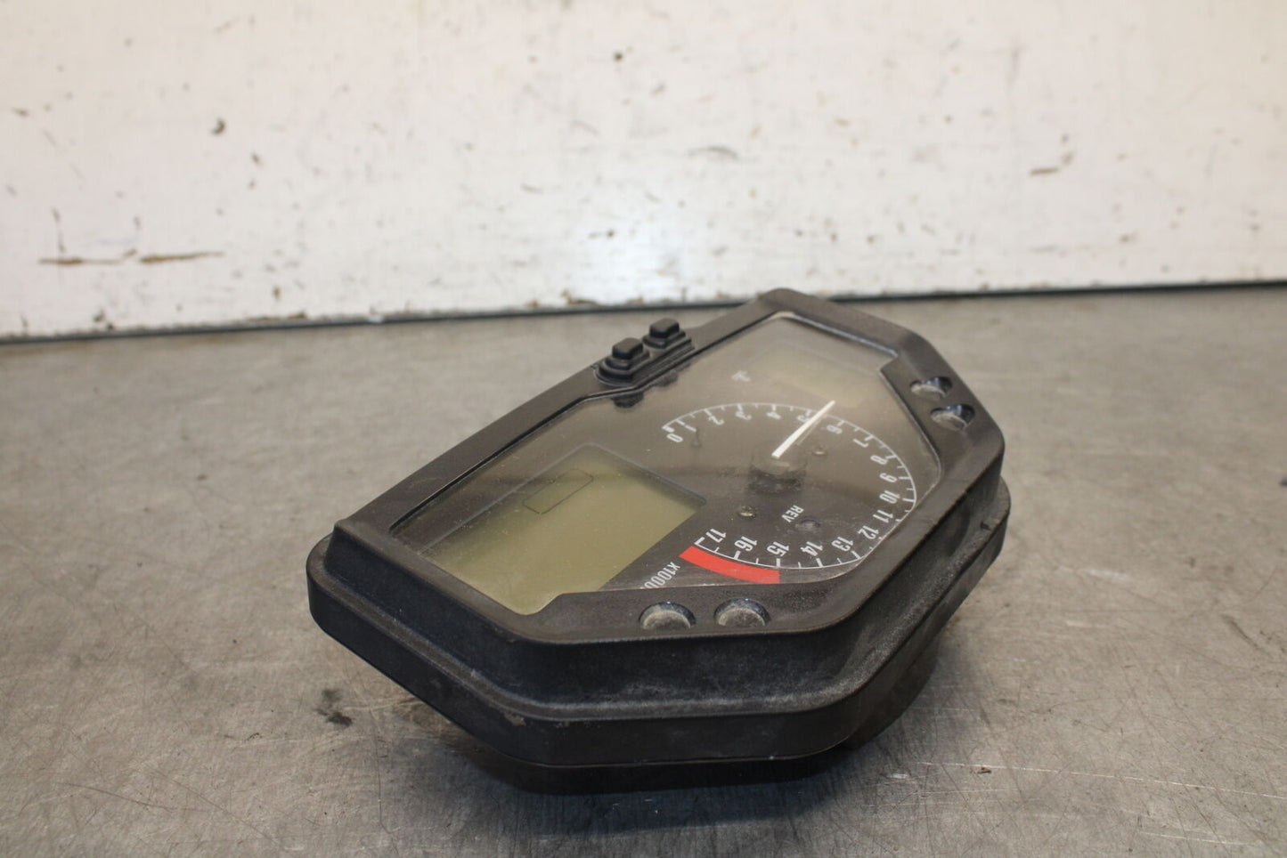 05-06 HONDA CBR600RR SPEEDO TACH GAUGES CLUSTER SPEEDOMETER TACHOMETER BB689
