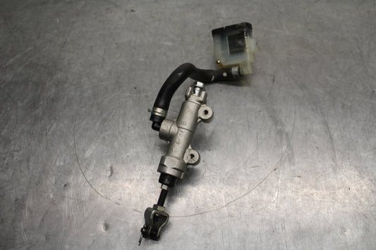 08-10 SUZUKI GSXR750 REAR BACK BRAKE MASTER CYLINDER W RESERVOIR BB127