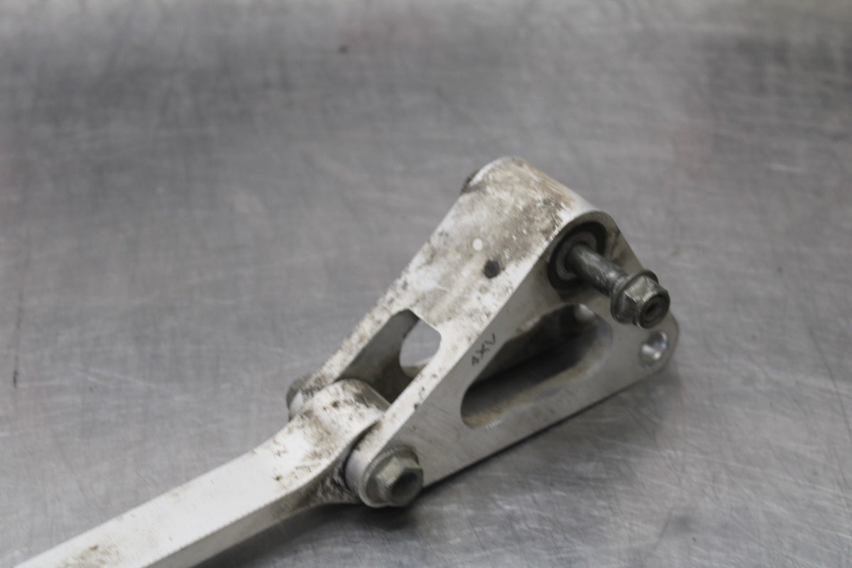 03 YAMAHA YZF R1 REAR DOGBONE SHOCK LINKAGE LINK BB895