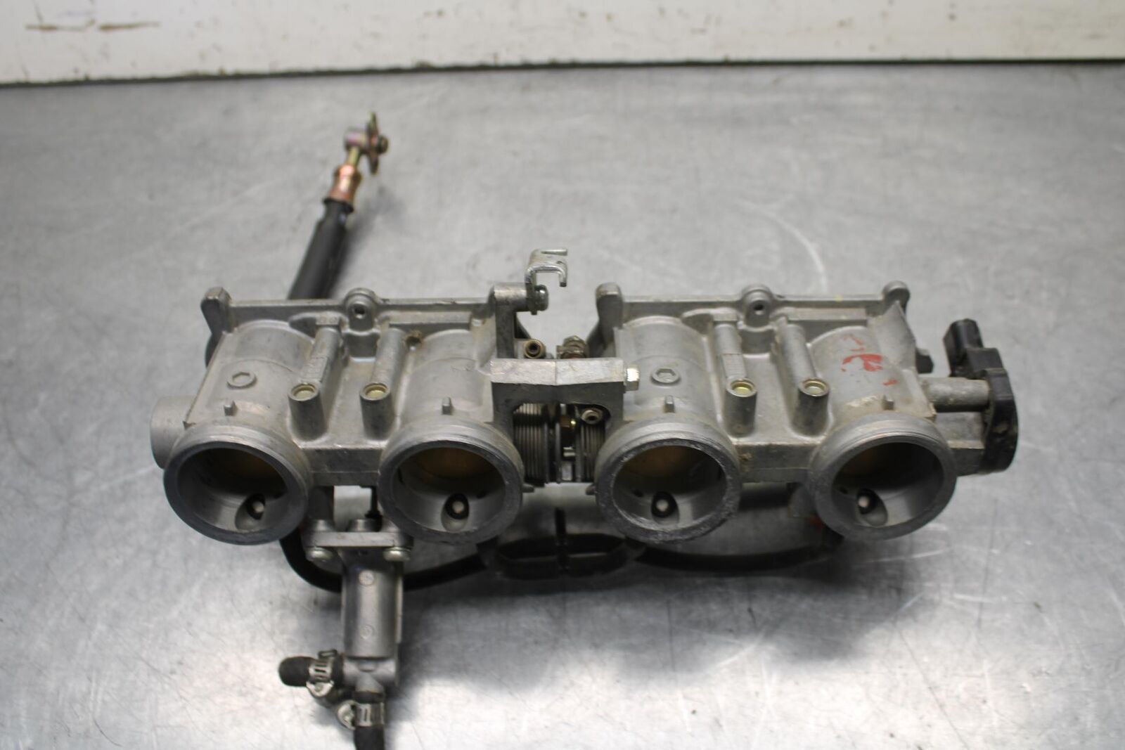 03-04 HONDA CBR600RR MAIN FUEL INJECTORS / THROTTLE BODIES 16400-MEE-672 BB637