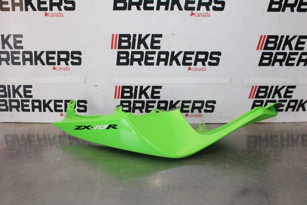 08 KAWASAKI NINJA ZX10R RIGHT REAR BACK TAIL FAIRING COWL SHROUD BB902