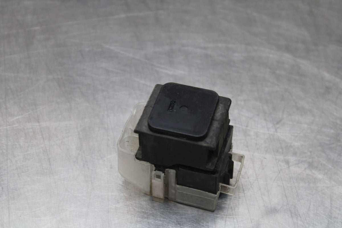 05-09 SUZUKI BOULEVARD C90 ENGINE STARTER RELAY STARTING MOTOR SWITCH BB791