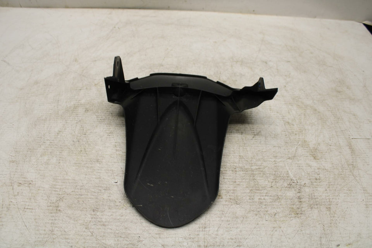 11-19 SUZUKI GSXR600 REAR BACK WHEEL TIRE HUGGER FENDER BB371