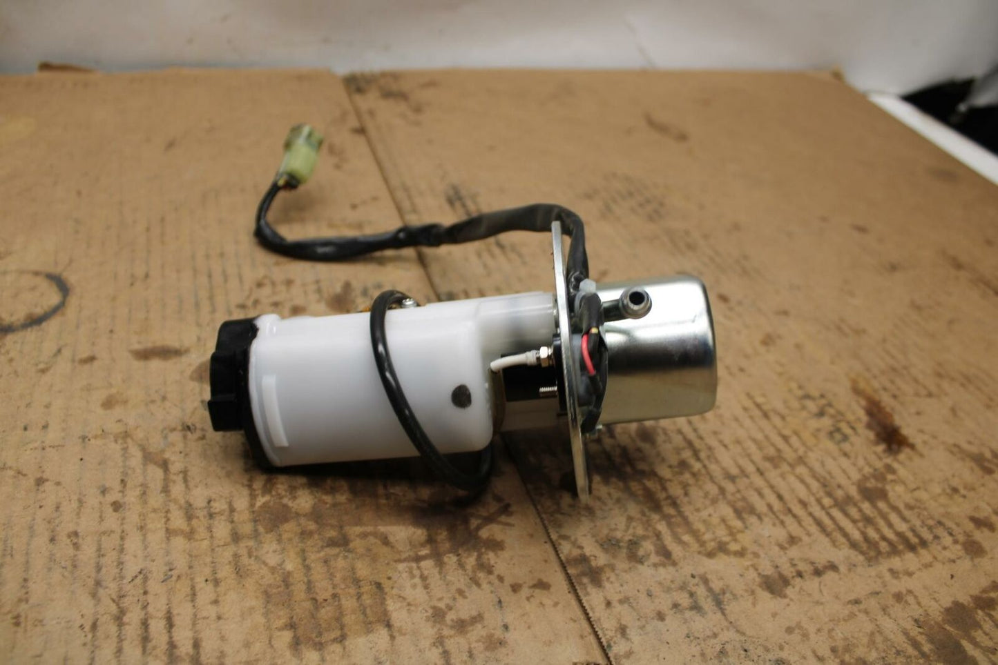 20-22 KAWASAKI Z H2 FUEL PUMP GAS PETROL SENDER UNIT BB382
