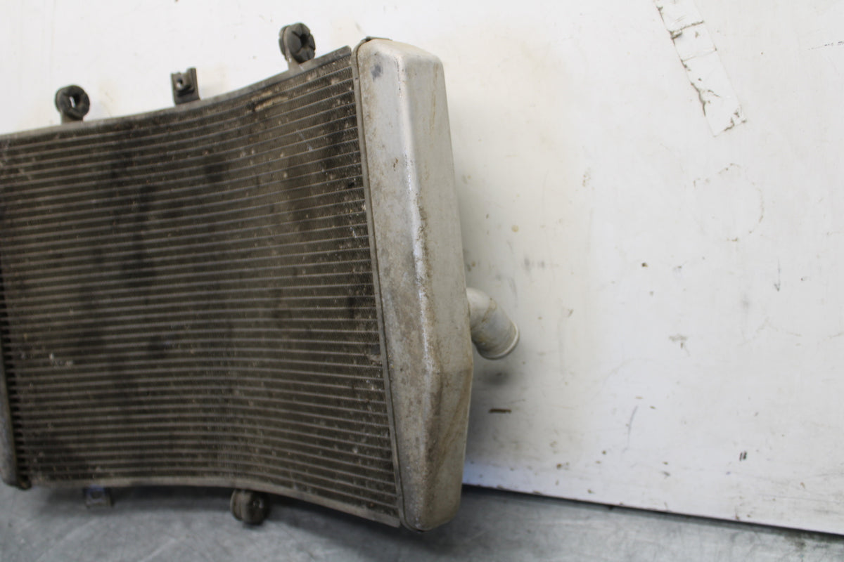 04-05 SUZUKI GSXR600 ENGINE RADIATOR COOLING RADIATER 17710-29G00 BB658
