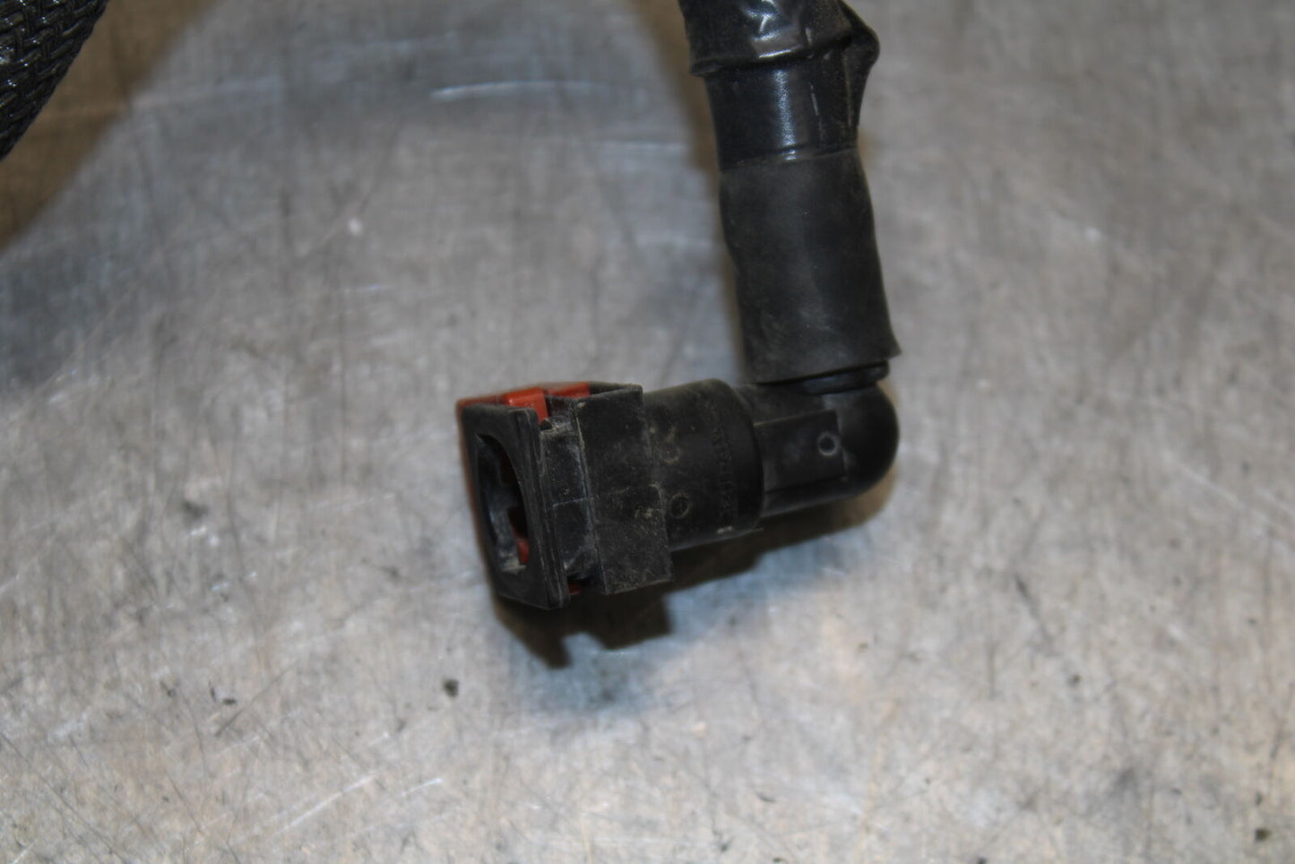 19-23 KAWASAKI NINJA ZX6R FUEL HOSE GAS LINE TUBE PIPE BB701