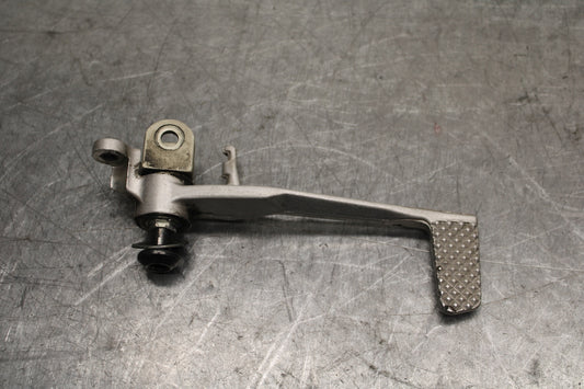 06 YAMAHA YZF R6 RIGHT REARSET BRAKE FOOT PEDAL 2C0-27211-00-00 BB716