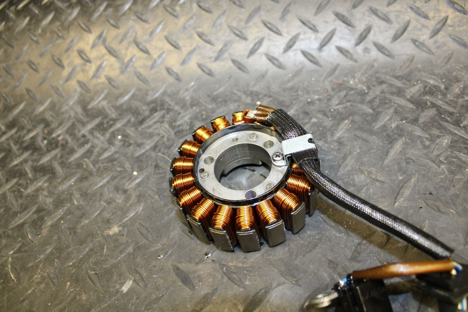 08 HONDA CBR125R STATOR GENERATOR ALTERNATOR MAGNETO bb180