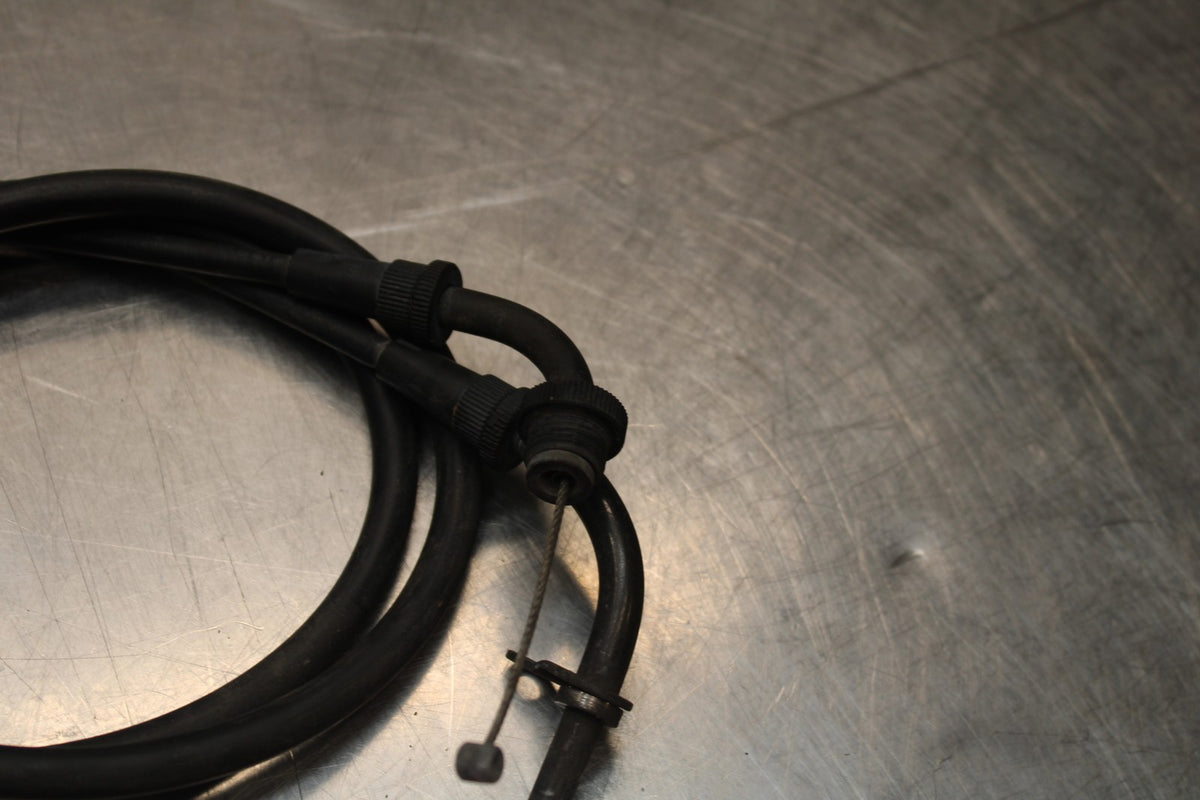 00 SUZUKI GSXR750 THROTTLE CABLES LINES BB820
