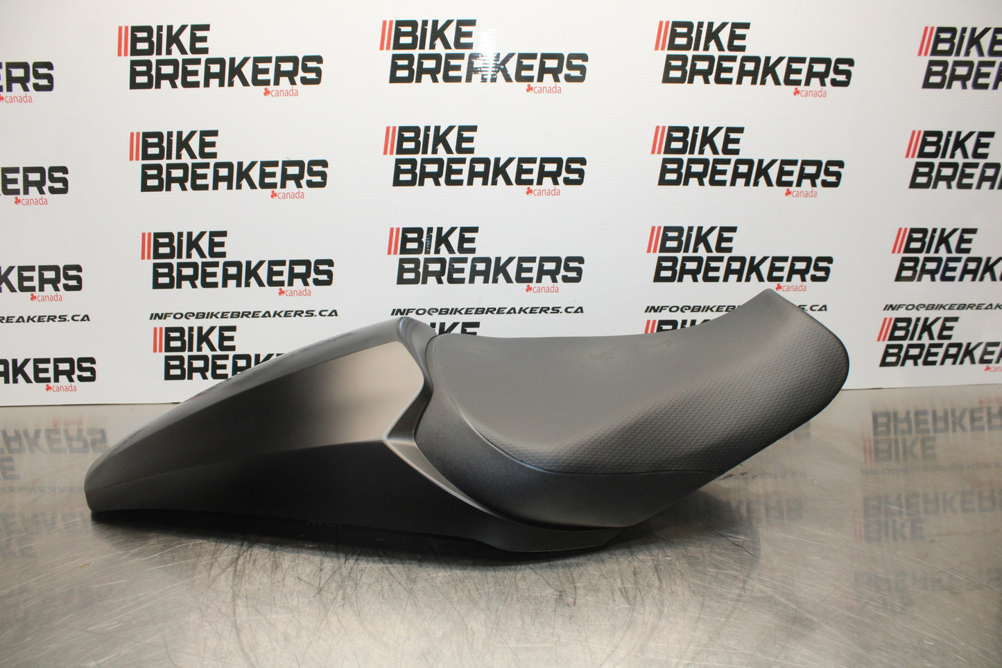 23-24 KAWASAKI NINJA ZX14R NEW!! FRONT REAR SEAT SADDLE & SOLO FAIRING BB153