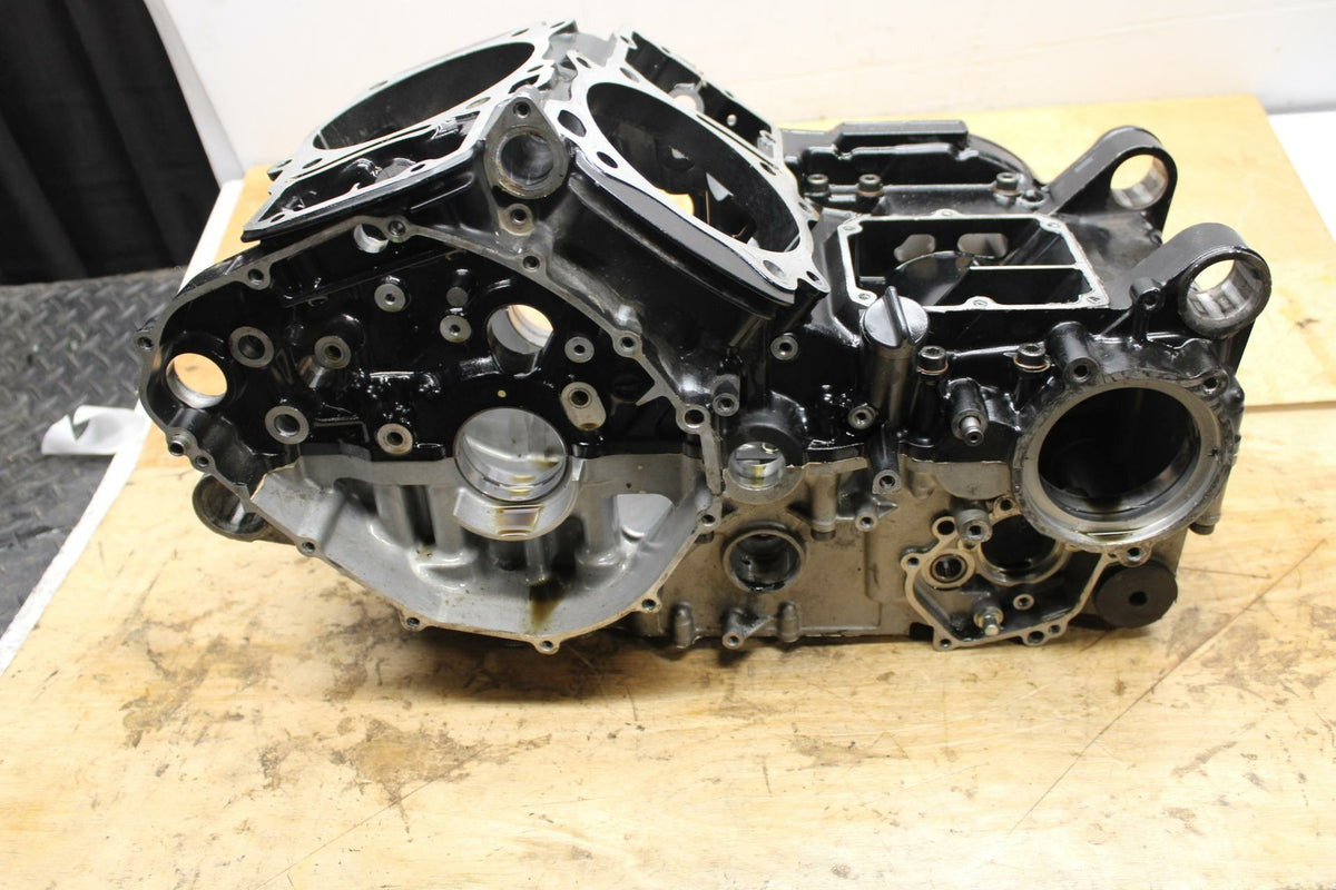 09-10 SUZUKI BOULEVARD M109R ENGINE MOTOR CASE CASES BB318