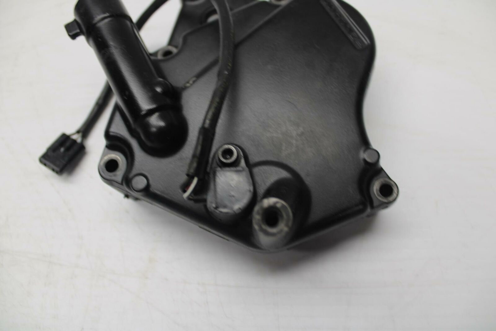09-11 SUZUKI GSXR1000 ENGINE SPROCKET COVER SPEED SENSOR #B BB284