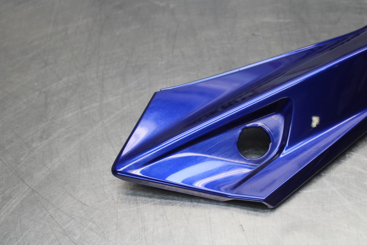 20-23 BMW F900R LEFT REAR BACK TAIL FAIRING COWL SHROUD BB923