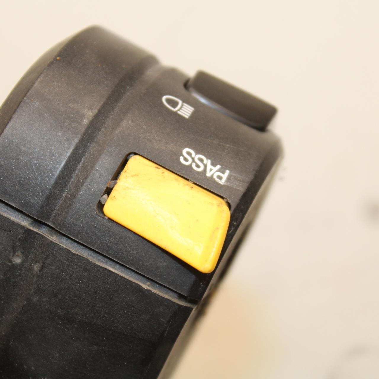 06-07 SUZUKI GSXR750 LEFT CLIP ON HANDLE HORN SIGNALS SWITCH  BB645