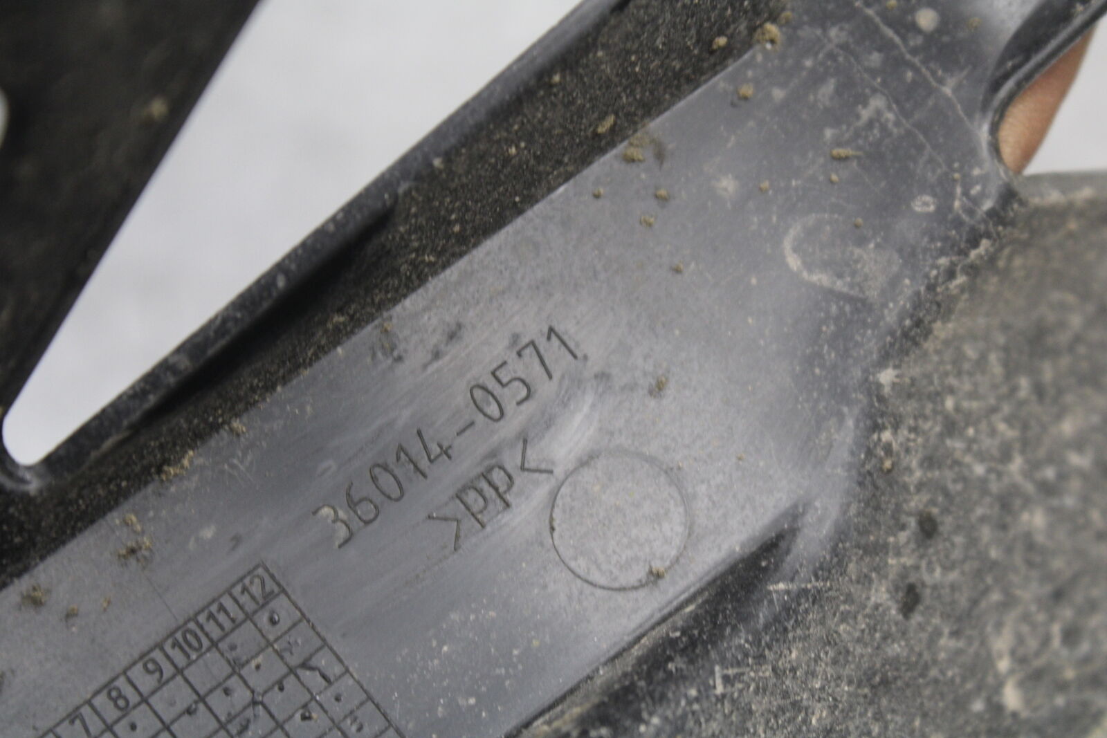 18-23 KAWASAKI NINJA 400 EX400 ABS REAR BACK CHAIN GUARD COVER SHIELD BB747 