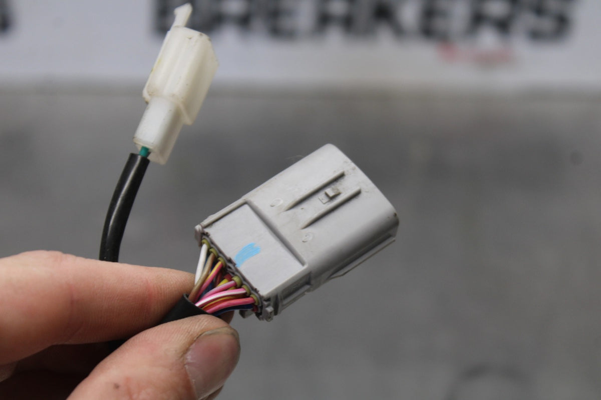 24 APRILIA TUONO V4 1100 FACTORY ABS LEFT CLIP ON HORN SIGNALS SWITCH BB887