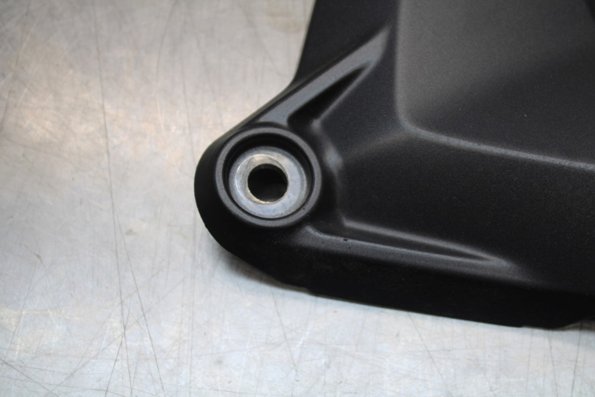 22-25 YAMAHA YZF R7 SIDE SUBFRAME SUB FRAME GUARD BB850
