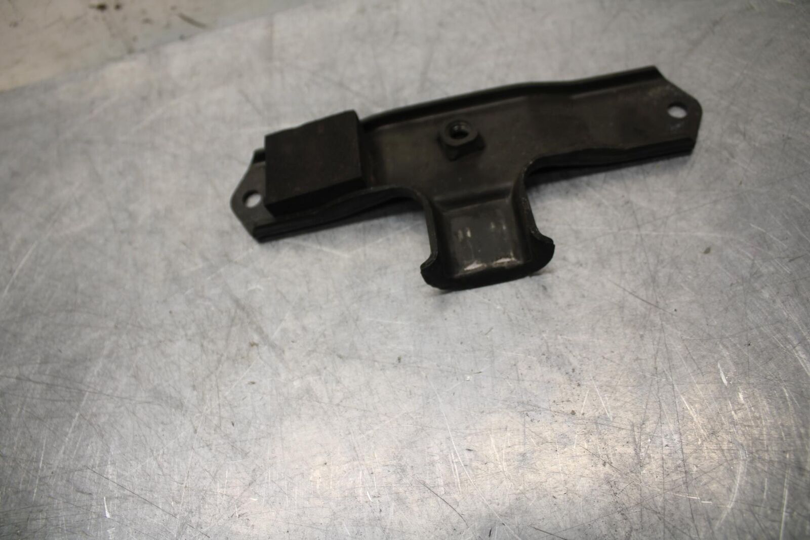 2003 Kawasaki Z1000 GAS TANK FUEL CELL PETROL RESERVOIR BRACKET MOUNT BB35