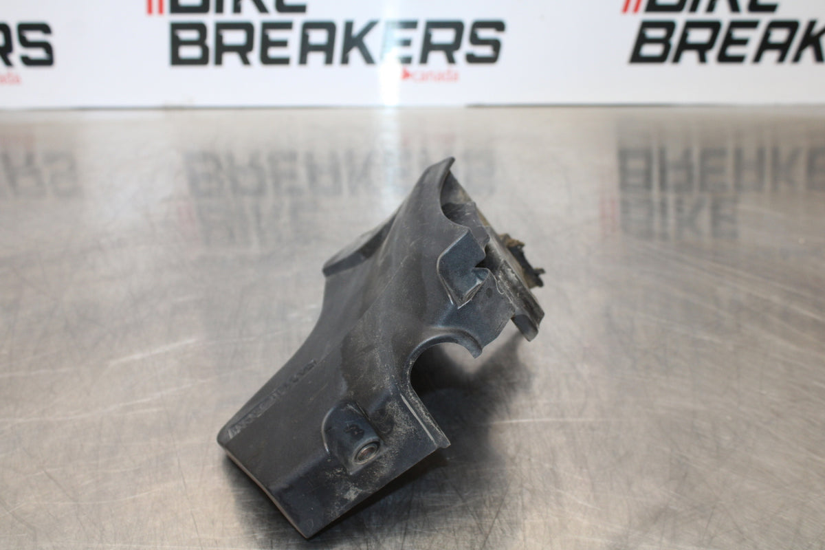 09-15 YAMAHA FZ6R ENGINE SPROCKET COVER BB161