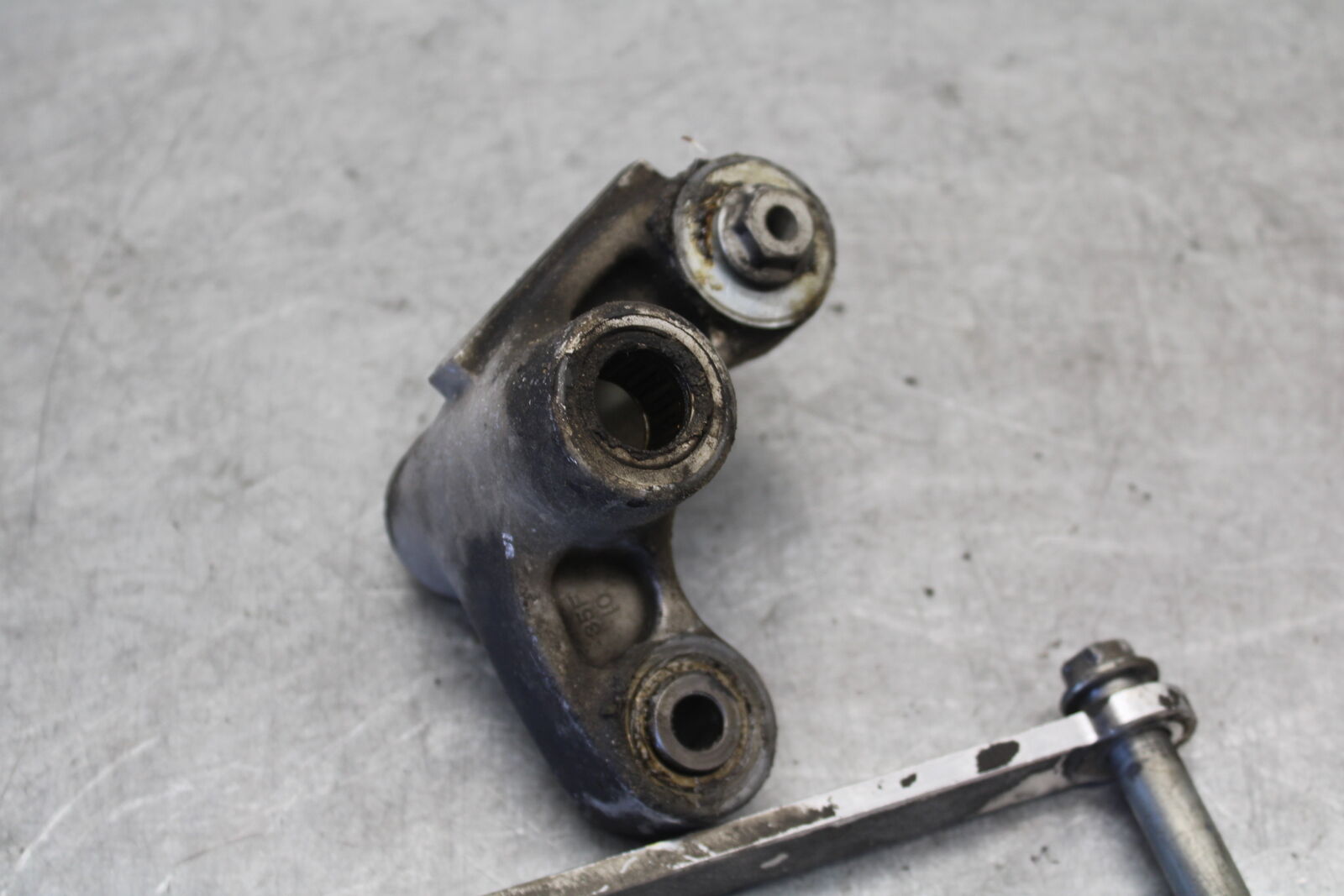 04 SUZUKI GSXR600 AFTERMARKET REAR DOGBONE SHOCK LINKAGE LINK BB676