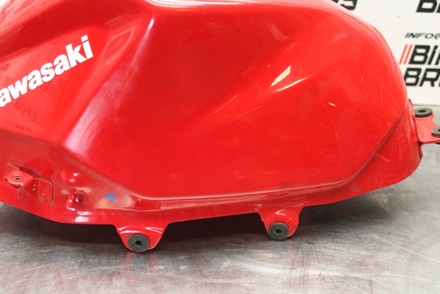 18-23 KAWASAKI NINJA 400 EX400 ABS GAS TANK FUEL CELL PETROL RESERVOIR BB177