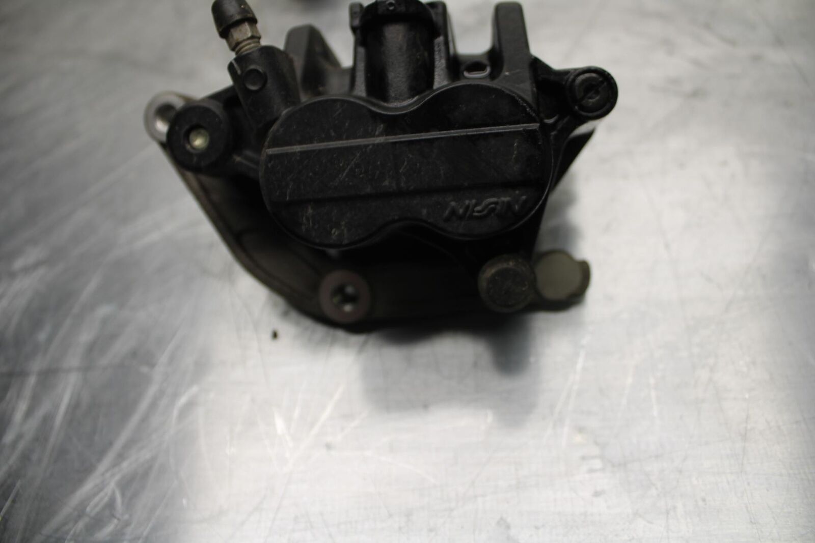 17-23 SUZUKI GSXR 250 GSX250RL8 FRONT BRAKE CALIPER BB490