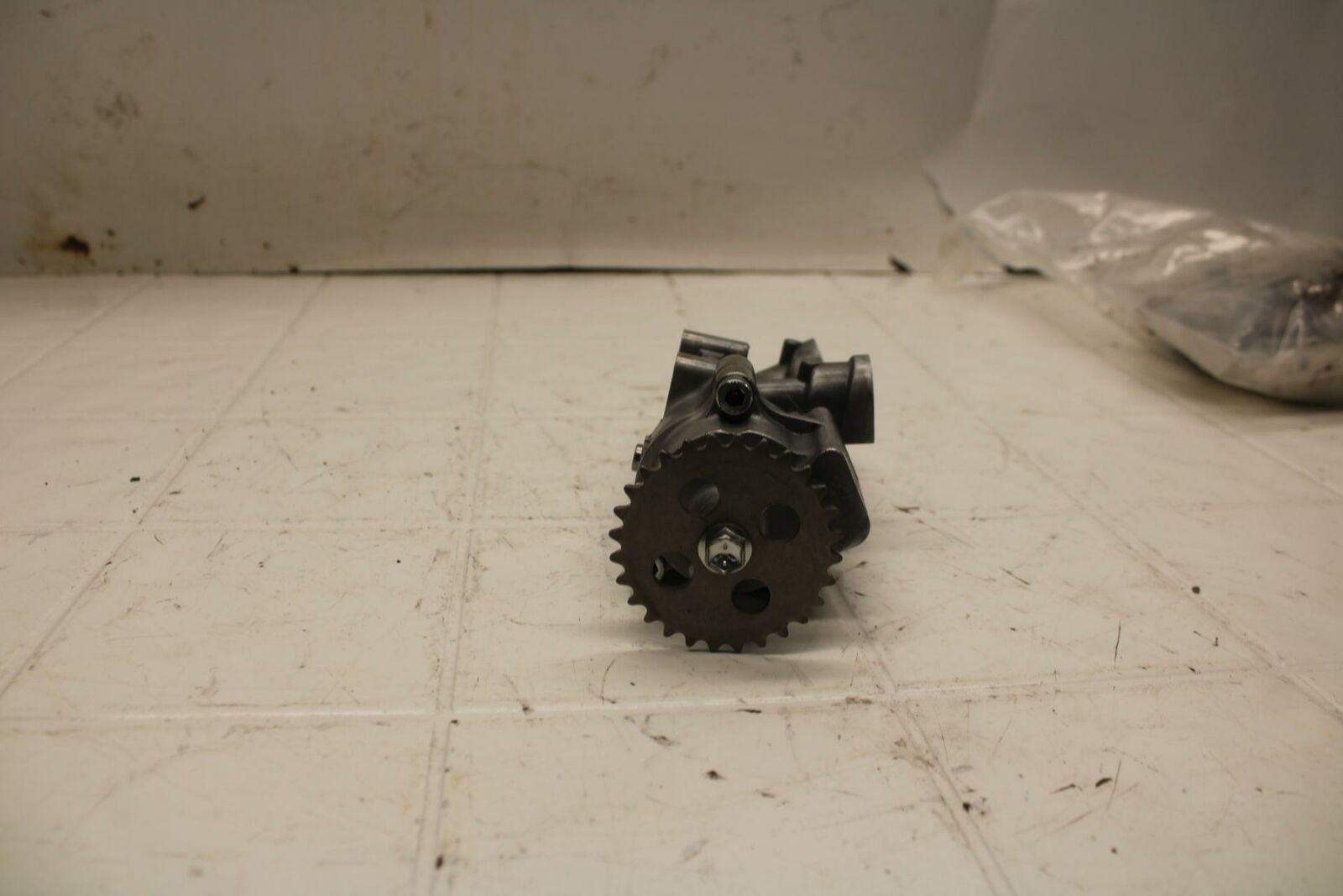 11-13 SUZUKI GSXR600 ENGINE MOTOR OIL PUMP BB17