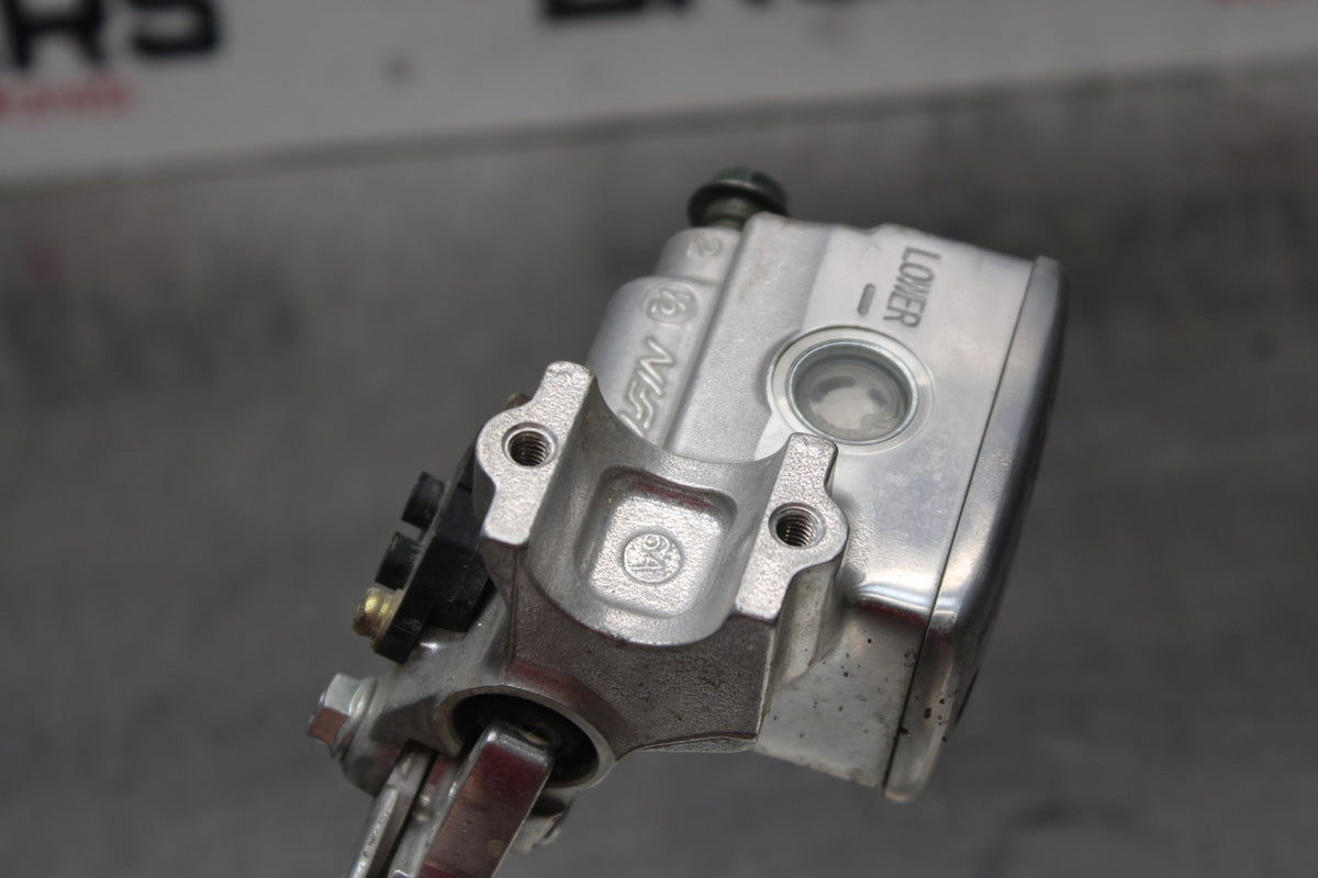 06 KAWASAKI VULCAN 900 FRONT BRAKE MASTER CYLINDER BB799