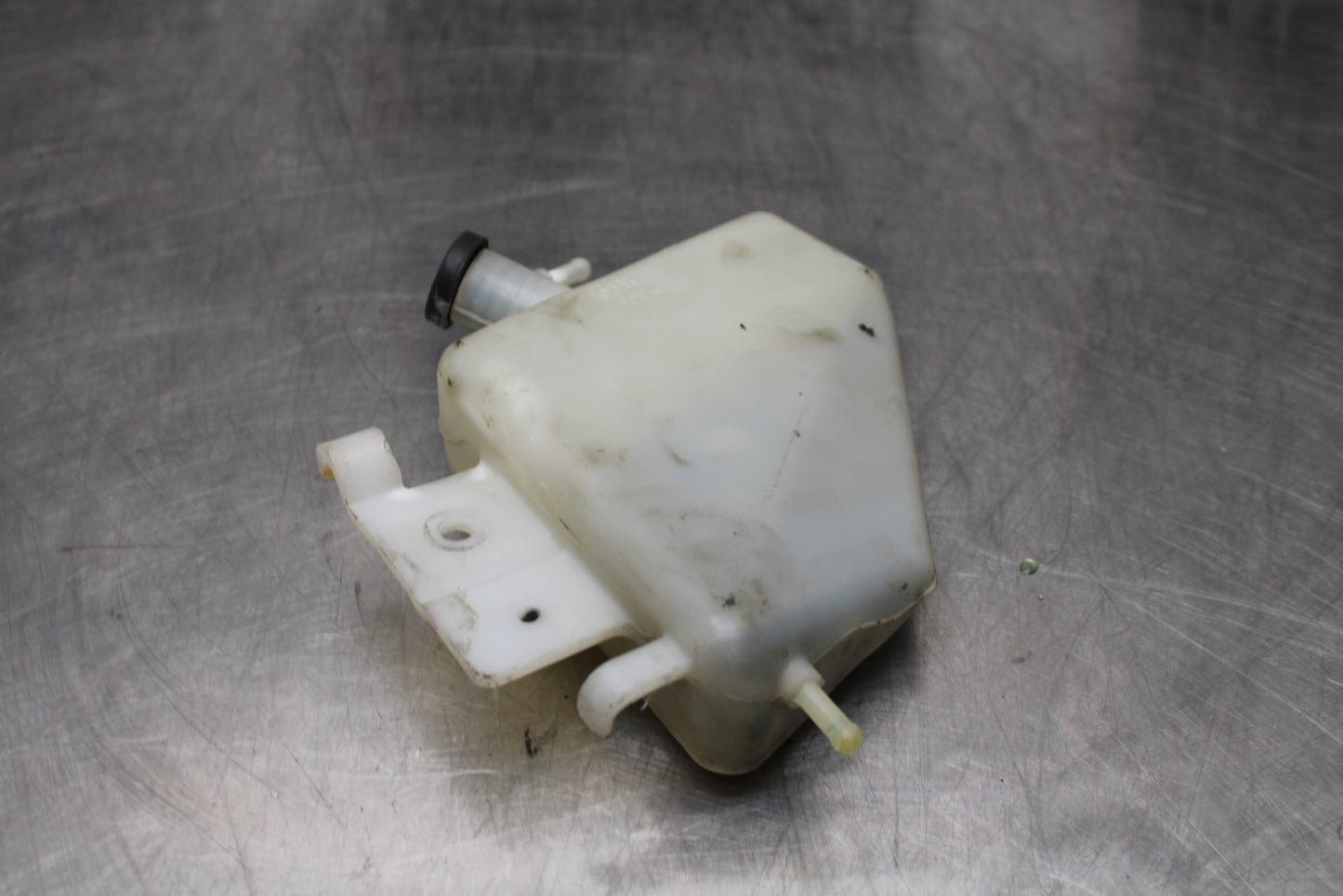 06-07 SUZUKI GSXR 600 COOLANT WATER TANK RESERVOIR BOTTLE BB178