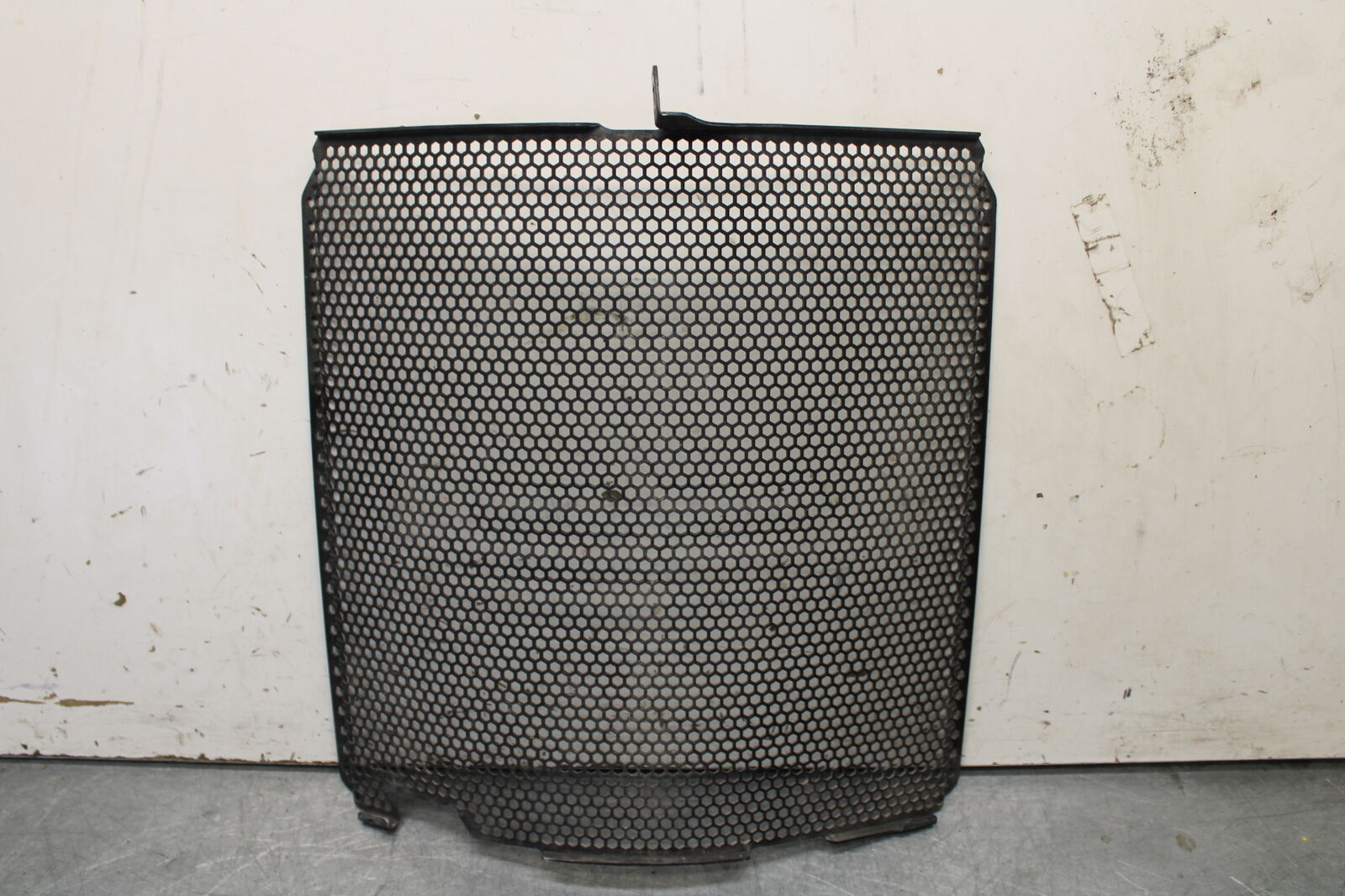 16 KAWASAKI NINJA ZX10R COOLANT RADIATOR GUARD GRILLE BB650