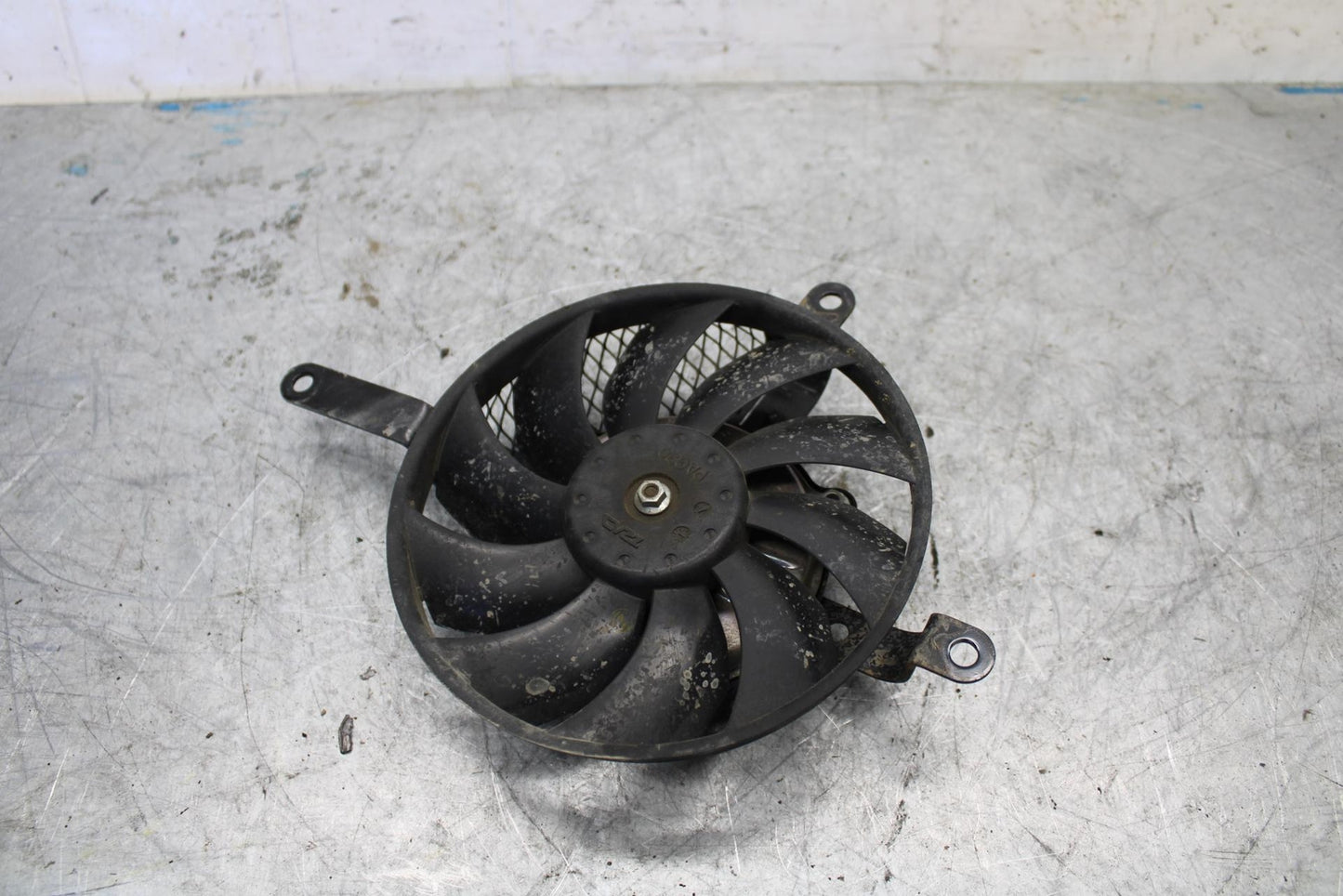 08-10 SUZUKI GSXR600 RIGHT ENGINE RADIATOR COOLING FAN MOTOR BB430