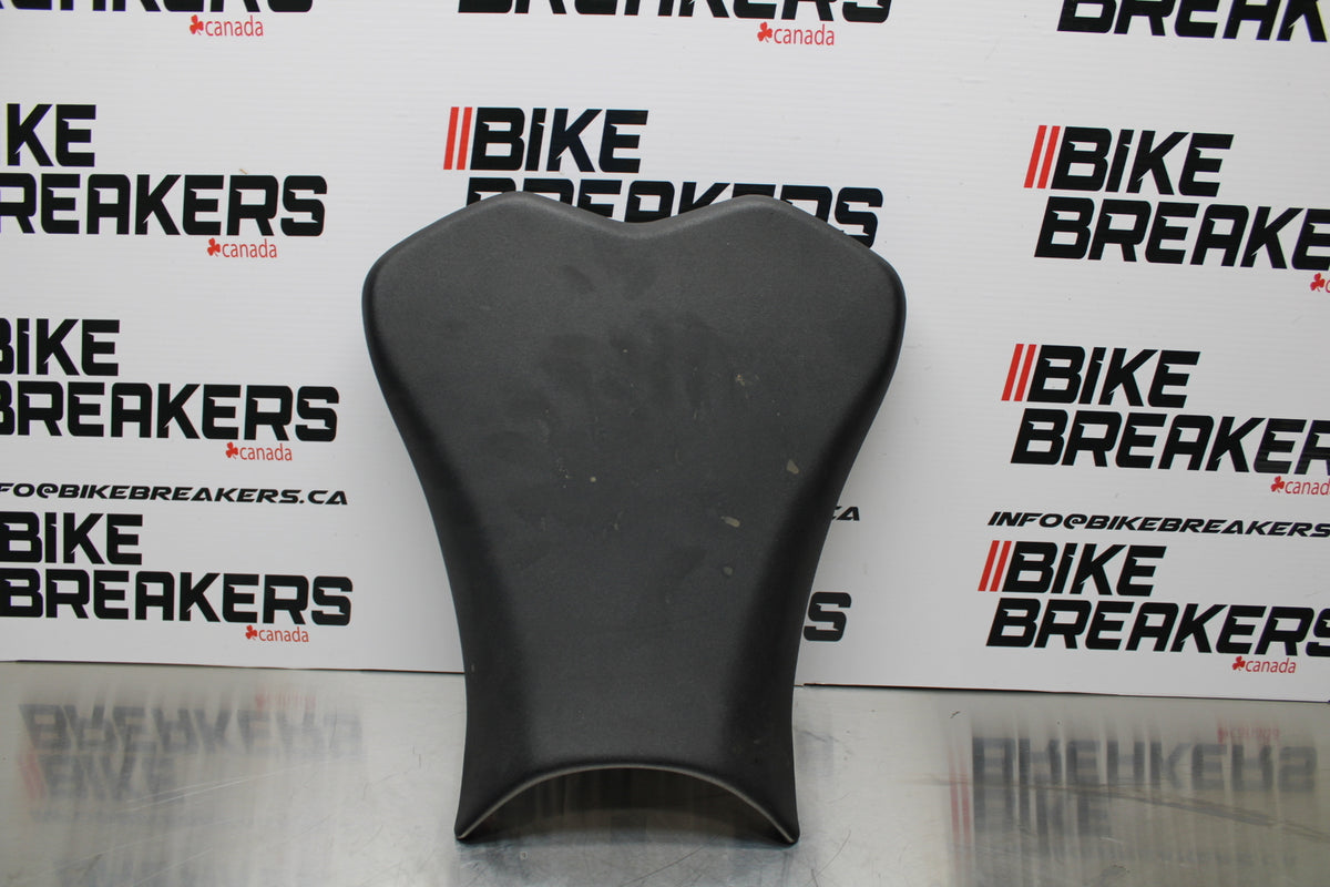 13-17 KAWASAKI NINJA ZX6R ZX636 ABS FRONT DRIVERS SEAT PAD SADDLE PILLION BB143