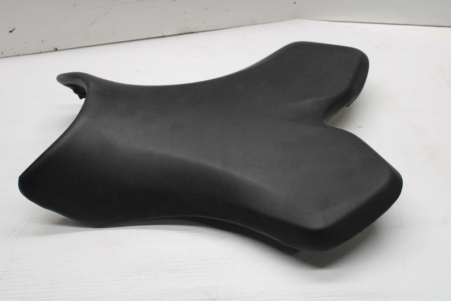 06 YAMAHA YZF R1 FRONT DRIVERS SEAT PAD SADDLE PILLION BB282