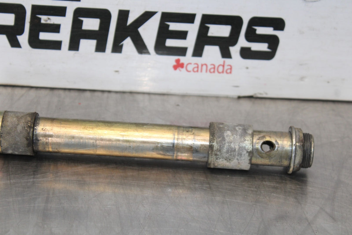 05 DUCATI SUPERSPORT 800 FRONT WHEEL RIM AXLE PIVOT BOLT BB913