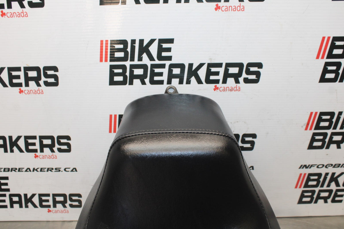 22 HARLEY-DAVIDSON SOFTAIL FRONT DRIVERS SEAT BB859