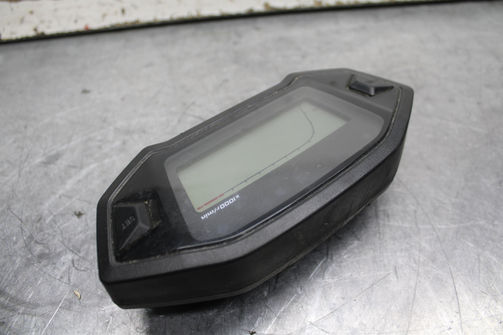 15-16 HONDA CB300F SPEEDO TACH GAUGES DISPLAY CLUSTER SPEEDOMETER BB740