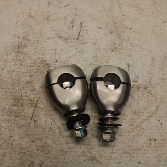 05-09 SUZUKI BOULEVARD C90 HANDLEBAR RISERS BB357