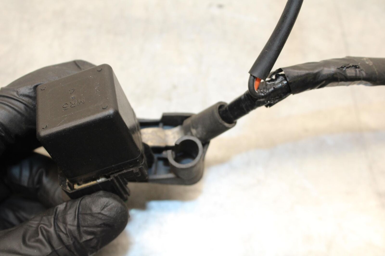 2012 Kawasaki Ninja ZX14R ZX1400E ENGINE STARTER RELAY  MOTOR SWITCH BB60