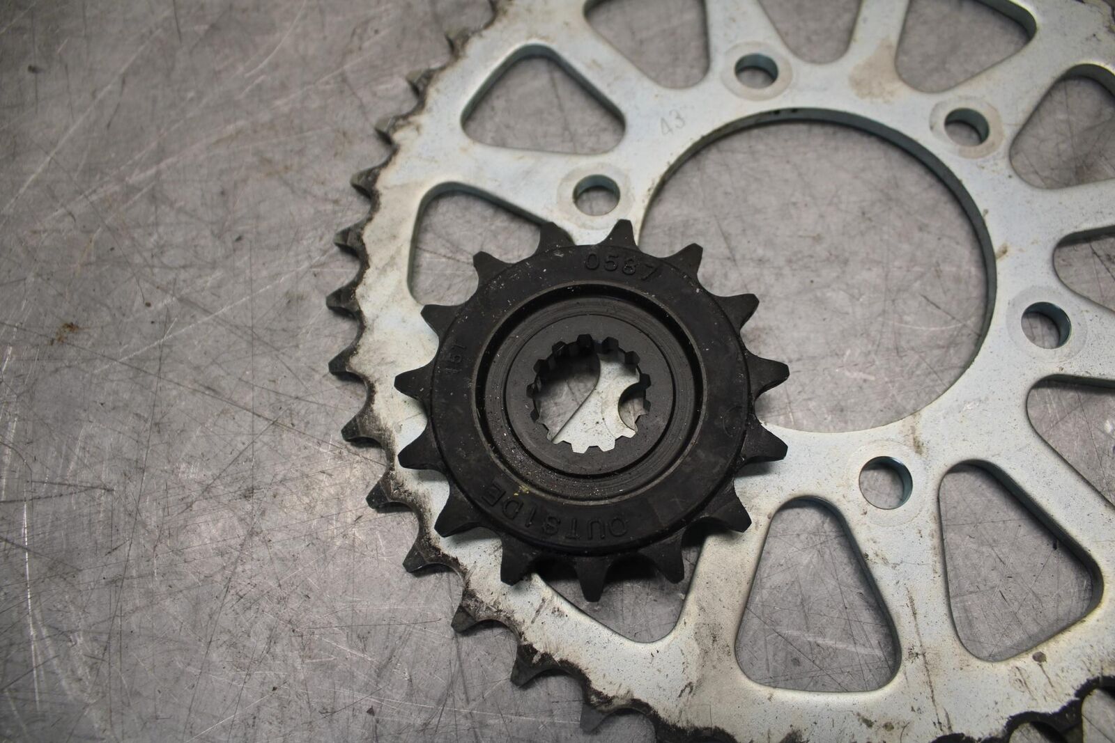 19-20 KAWASAKI NINJA ZX6R MAIN DRIVE CHAIN SPROCKET BB517