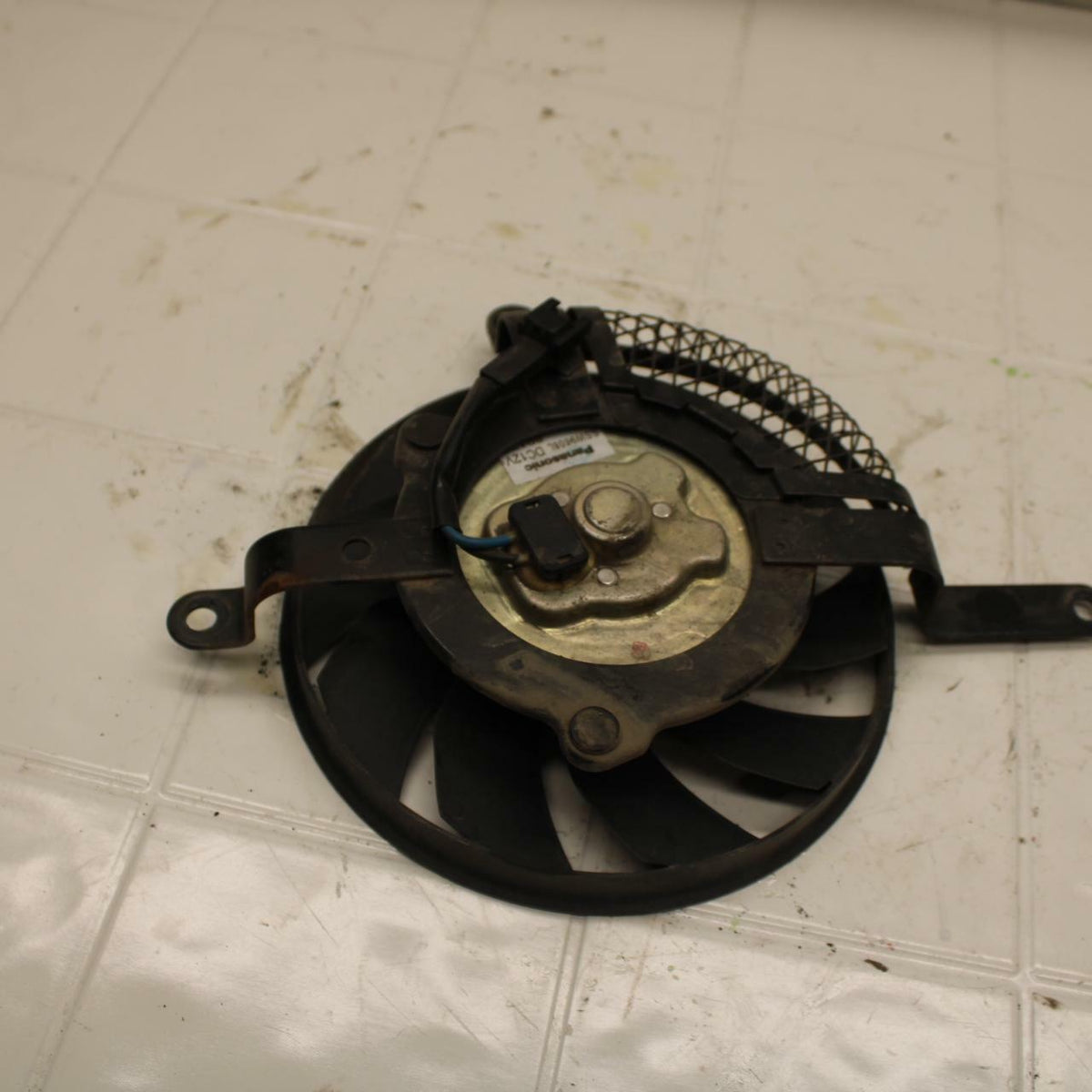 08-10 SUZUKI GSXR750 ENGINE RADIATOR COOLING FAN BB396