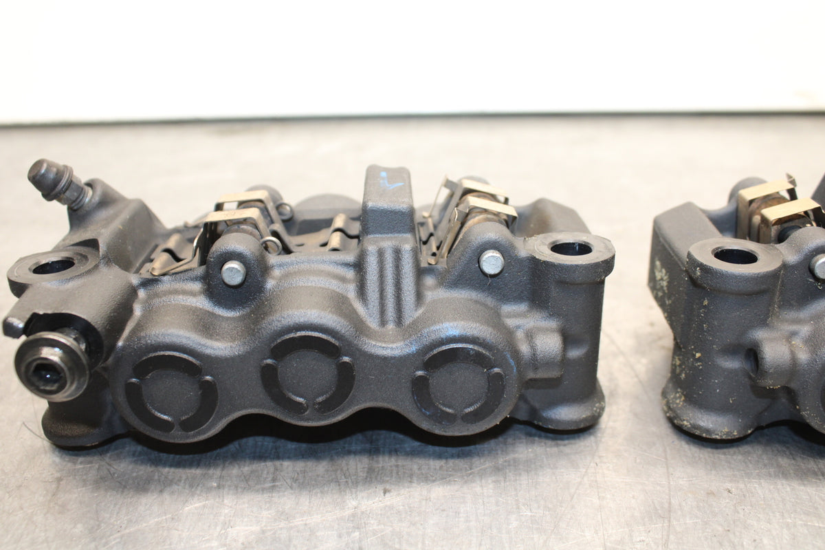 09-14 YAMAHA YZF R1 RIGHT LEFT FRONT BRAKE CALIPER SET PAIR CALIPERS BB118