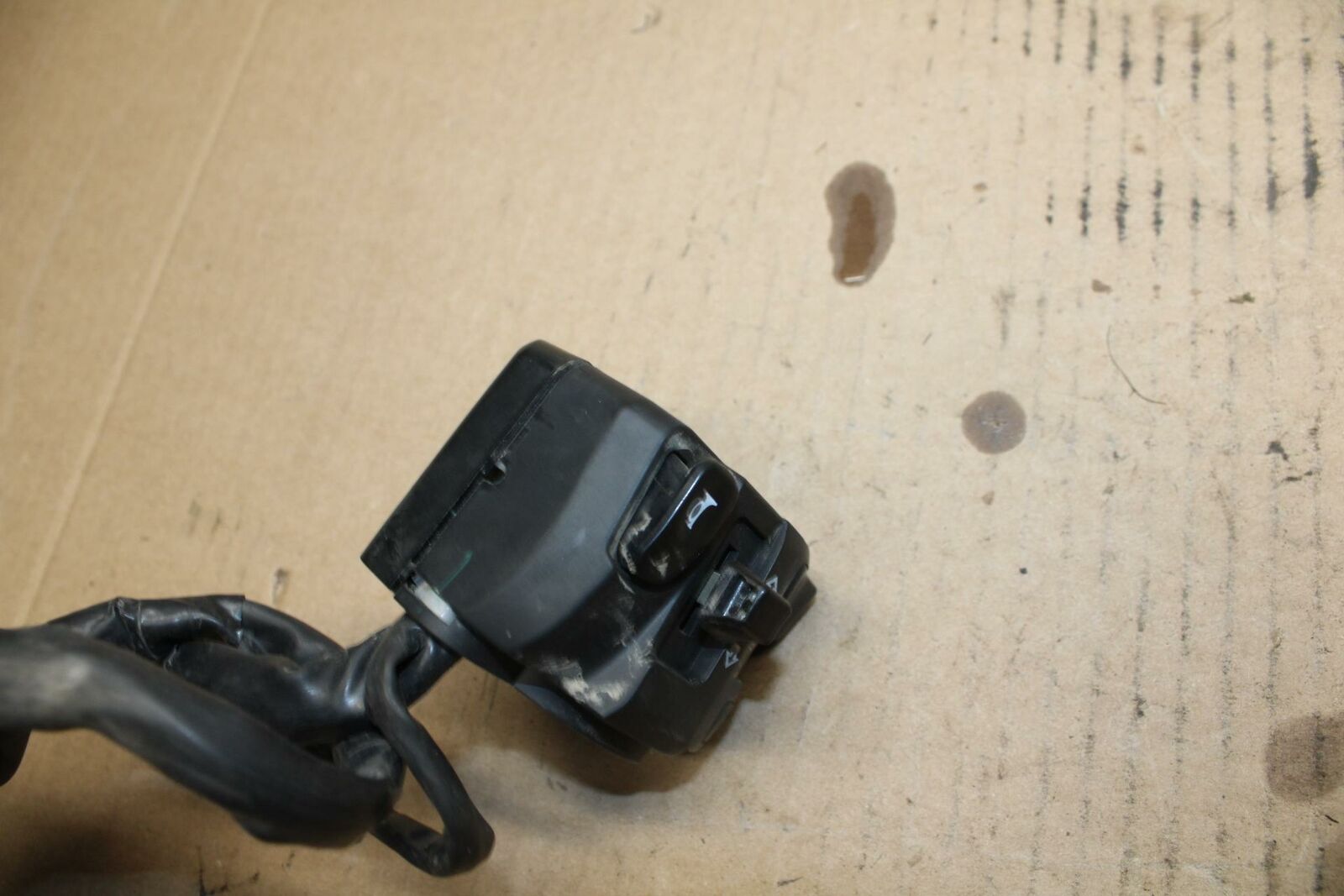 15 KAWASAKI NINJA 300 EX300 ABS LEFT CLIP ON HANDLE HORN SIGNALS SWITCH BB395